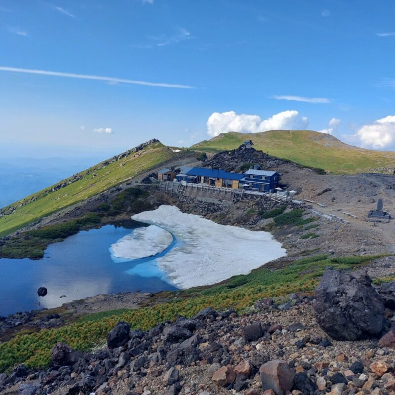 残雪の北御嶽&五の池小屋で至福のひと時を味わう２日間（2026.6.5~6開催決定！残席2名!）